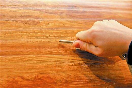 板材十大品牌智閣板材提醒您:板材家具選購(gòu)需要避開(kāi)的雷區(qū) 板材十大品牌智閣板材提醒您:板材家具選購(gòu)需要避開(kāi)的雷區(qū)